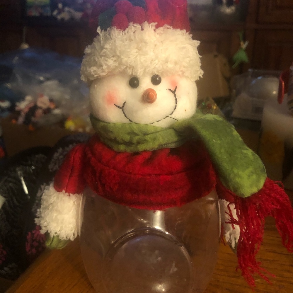 Snowman container.